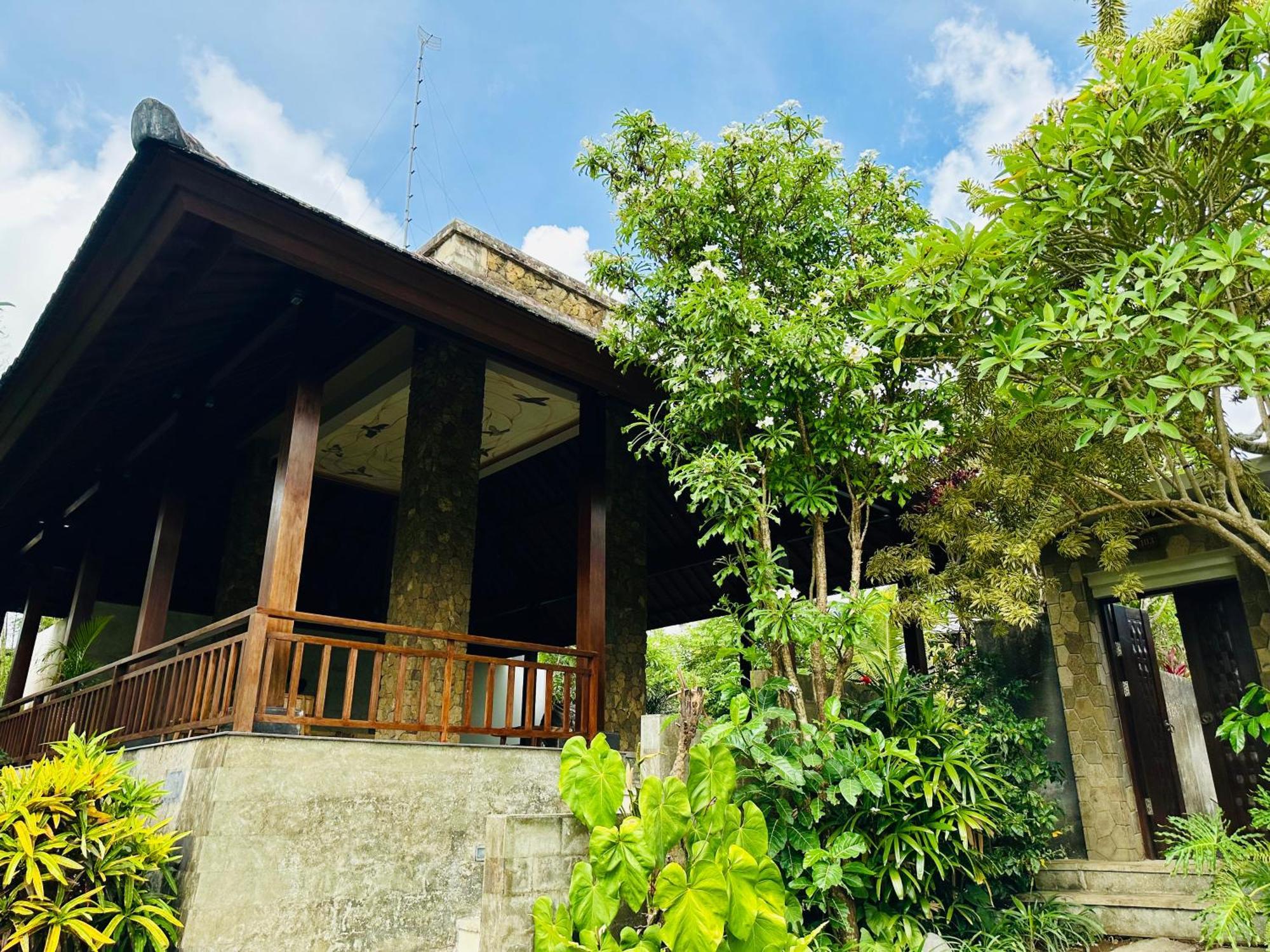Wana Karsa The Villas Ubud Exterior photo